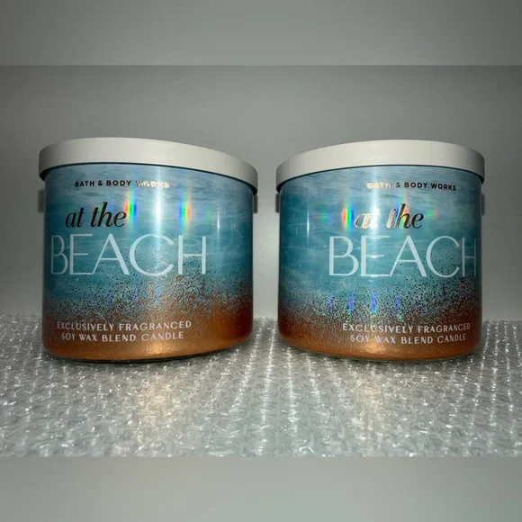 Bath & Body Works Candles Large At The Beach X2 - Picture 1 of 10